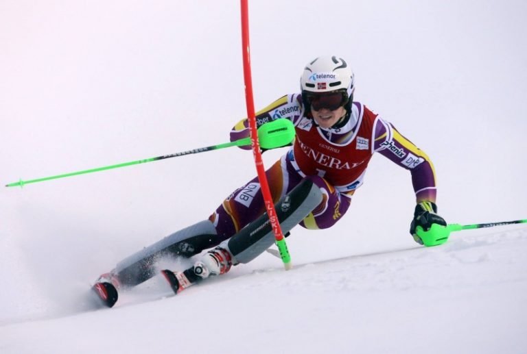 levi-henrik-kristoffersen favoriti